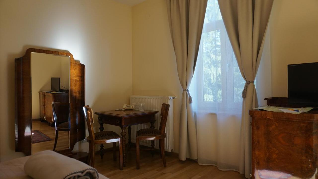 Vila Arizto Сіная Екстер'єр фото